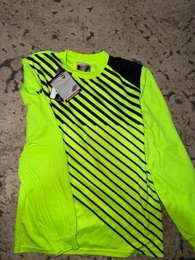 Vizari Arroyo Long Sleeve Soccer Goalkeeper Jersey with Padded Elbows